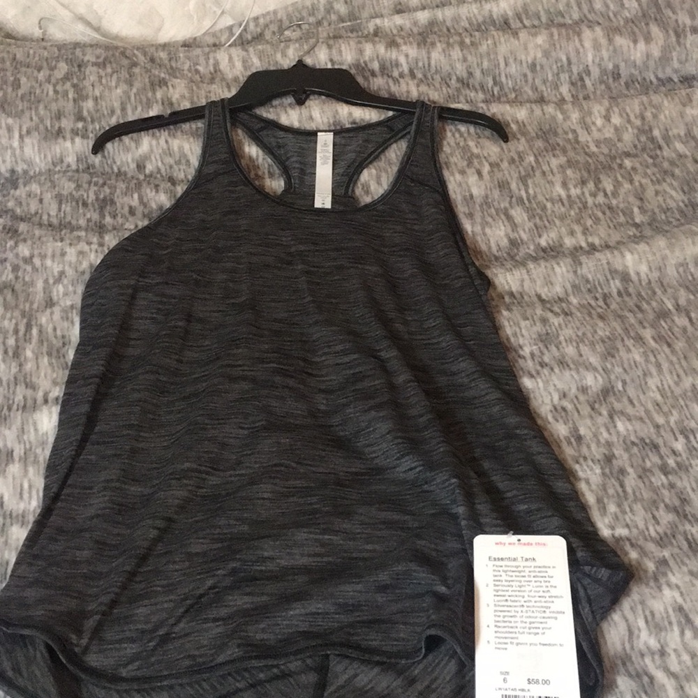 Essential Tank- Lulu lemon